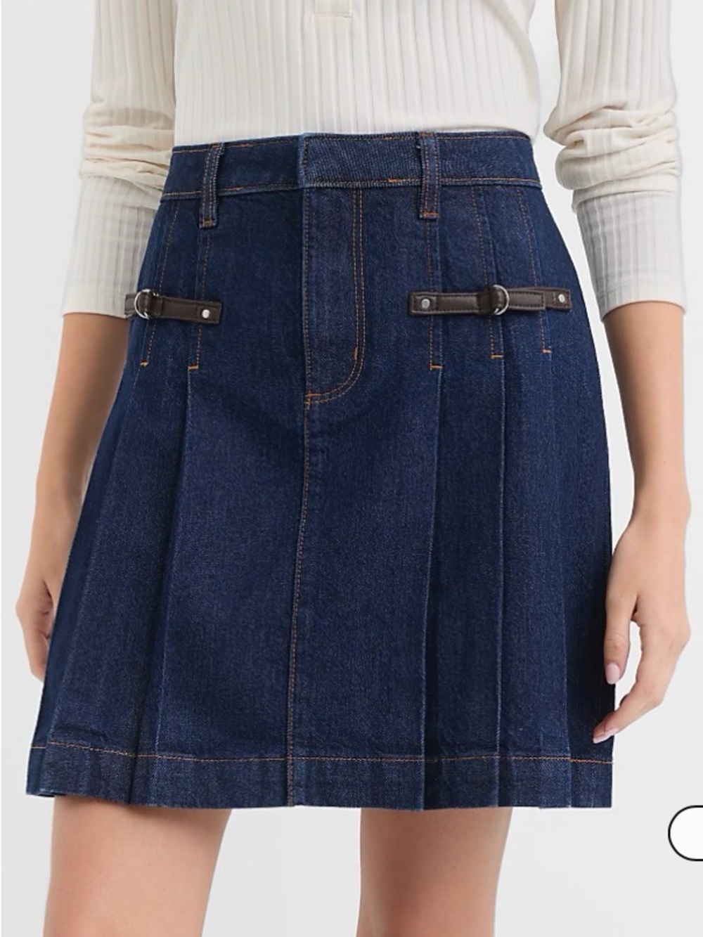 LOFT Faux Leather Buckle Pleated Denim Mini Skirt Classic Rinse Wash Sz 0 NWT